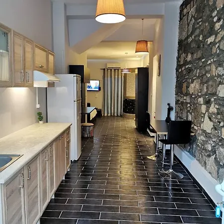 Old Town Petrino House Apartment