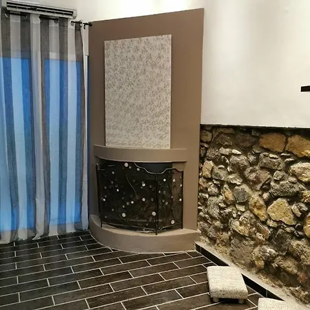 Old Town Petrino House Apartment